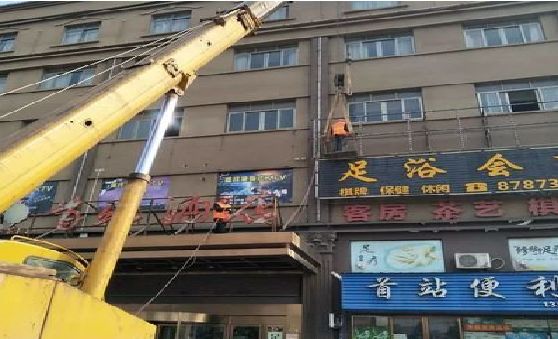 崇左安装较高的门店招牌有什么好的方法？
